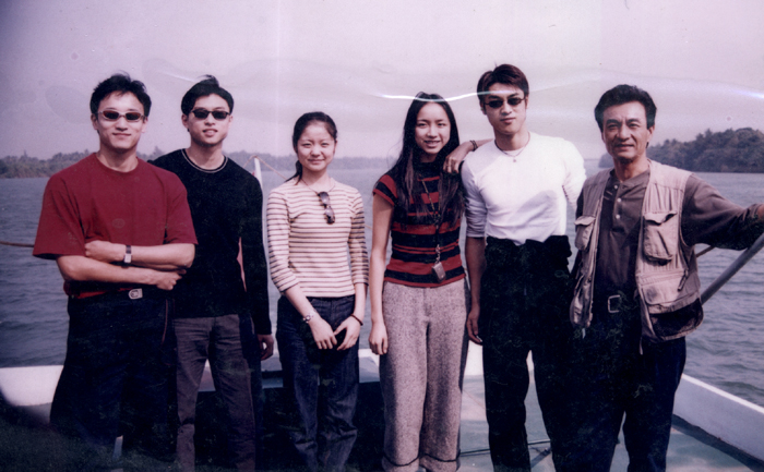 真實(shí)記錄中央芭蕾舞團(tuán)與瓊海50年的特殊情緣 《“瓊花”譜經(jīng)典 “娘家”添福氣》畫冊(cè)出版